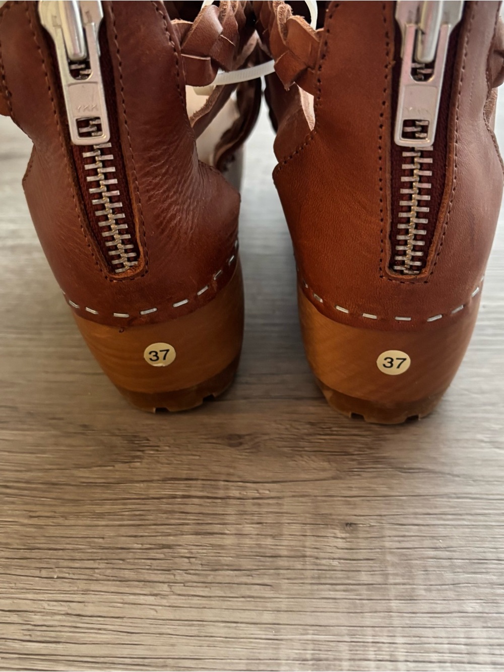 Swedish Hasbeens Gladiator Clogs, distinctive design braided Straps Brown 37 - Picture 3 of 5